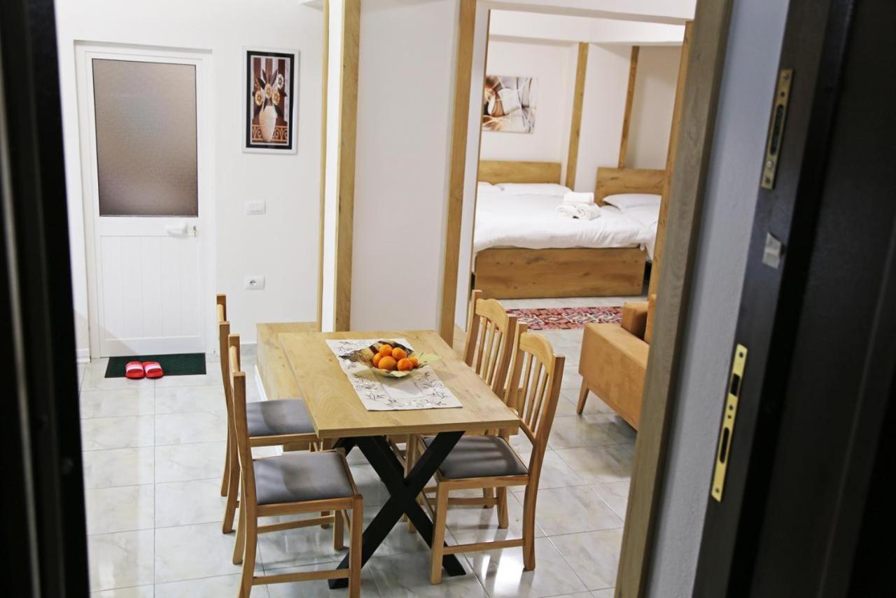 Modern Marvel Apartment Krujë Exterior foto